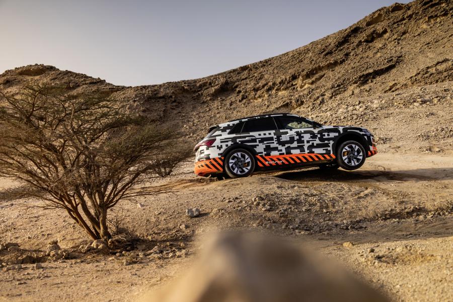 Audi e-tron 55 Quattro 2019 года  (WW) (фото 125 из 452)